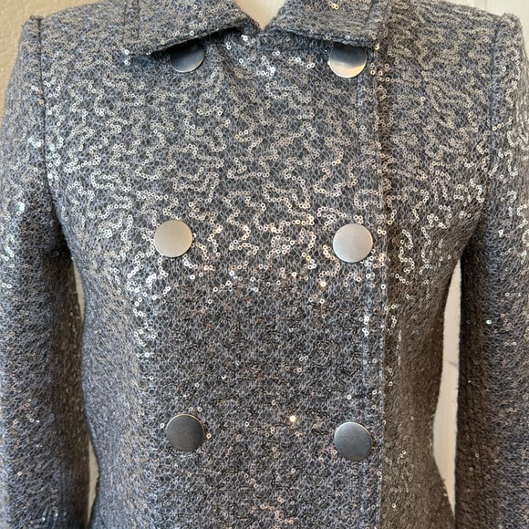 Alice + Olivia “Teagler” Silver Sequin Coat Size S - Picture 7 of 15